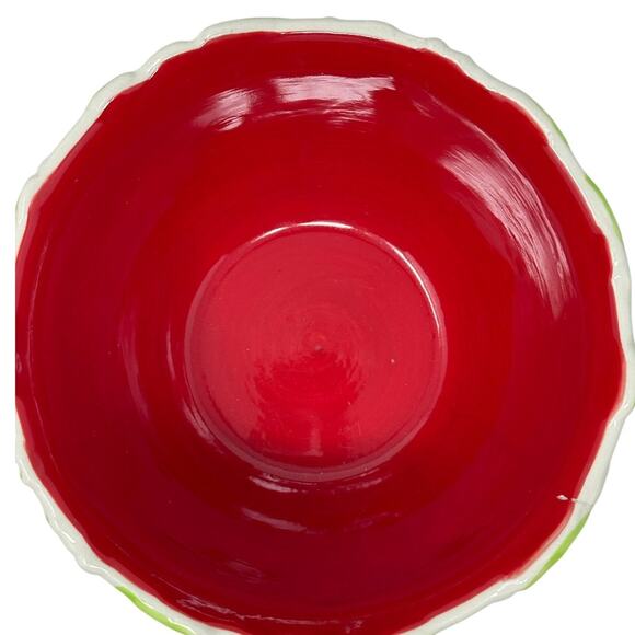 Temptations Strawberry 1.5 Qt Bowl Sculpted Embossed Red Interior Ceramic - Picture 2 of 4
